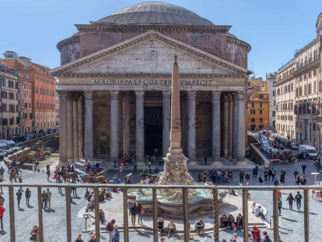 Appartamento in affitto di 250 m² in Via del Pantheon