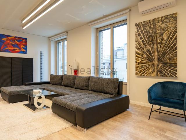 Appartamento in affitto di 250 m² in Via dell&apos Arcivescovado, 2