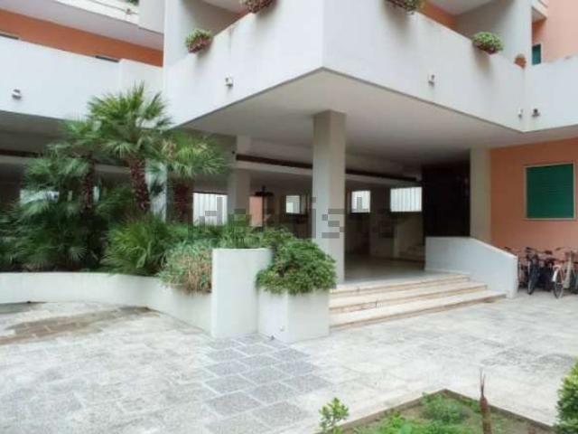 Appartamento in affitto di 250 m² in Via Ernesto Simini