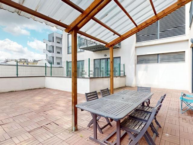 Appartamento in affitto di 250 m² in Viale Ortles