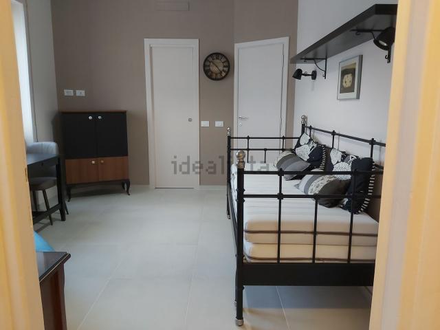 Appartamento in affitto di 25 m² in Piazza Oreste Tommasini, 16