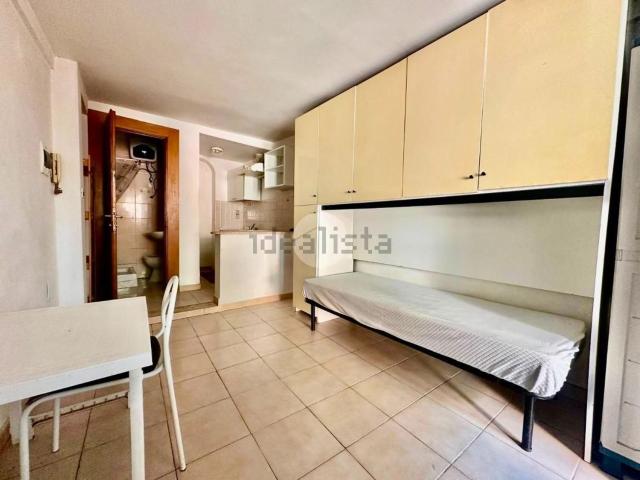 Appartamento in affitto di 25 m² in Via Anicio Paolino, 38