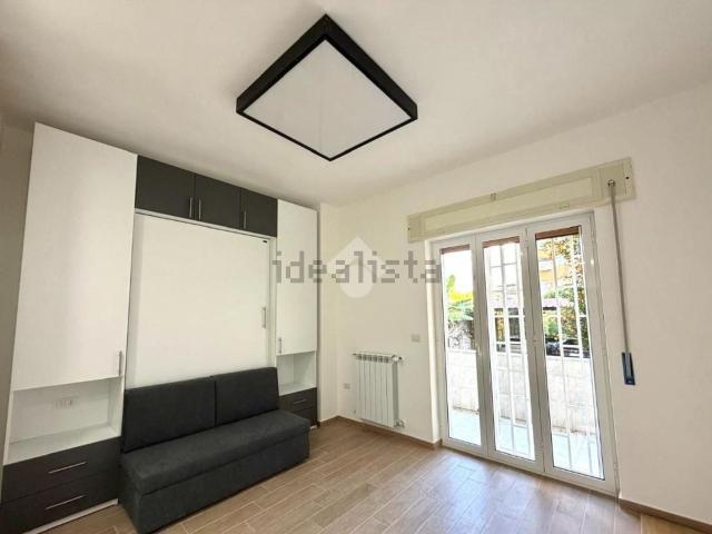 Appartamento in affitto di 25 m² in Viale Colli Aminei, 16
