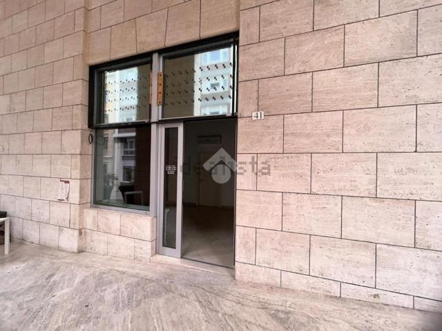 Appartamento in affitto di 30 m² in Corso Federico II, 41