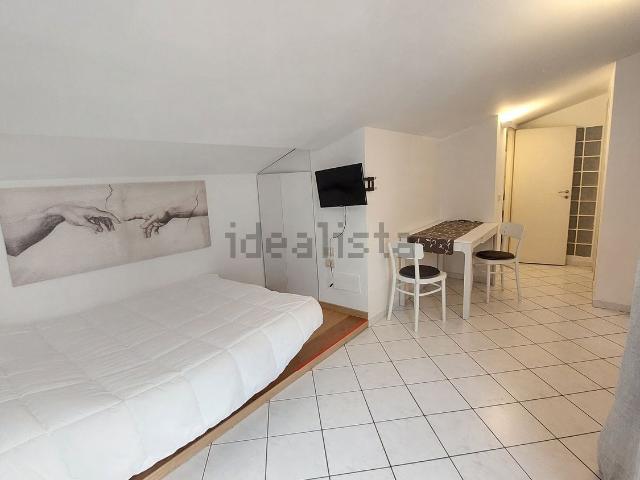 Appartamento in affitto di 26 m² in Via Alessandro Bisnati, 4