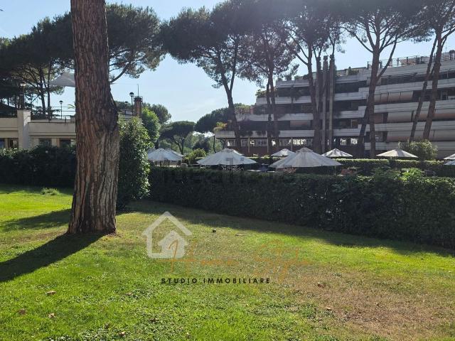 Appartamento in affitto di 270 m² in Via Benozzo Gozzoli