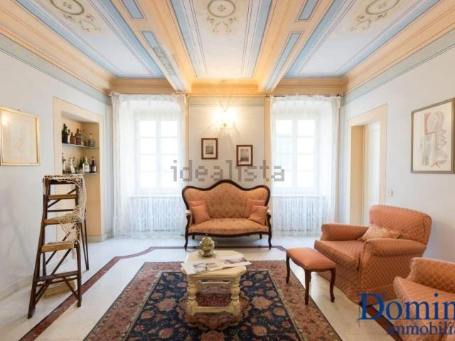 Appartamento in affitto di 280 m² in Piazza Mercurio