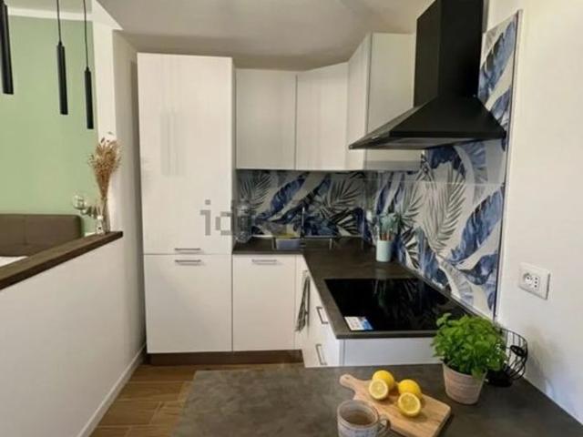 Appartamento in affitto di 28 m² in Strada Provinciale 2 Vicarese, 17