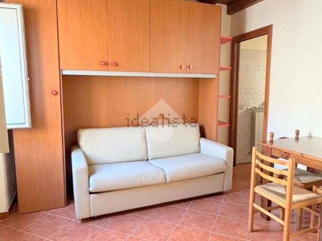 Appartamento in affitto di 28 m² in Via Antonio Veneziano, 164