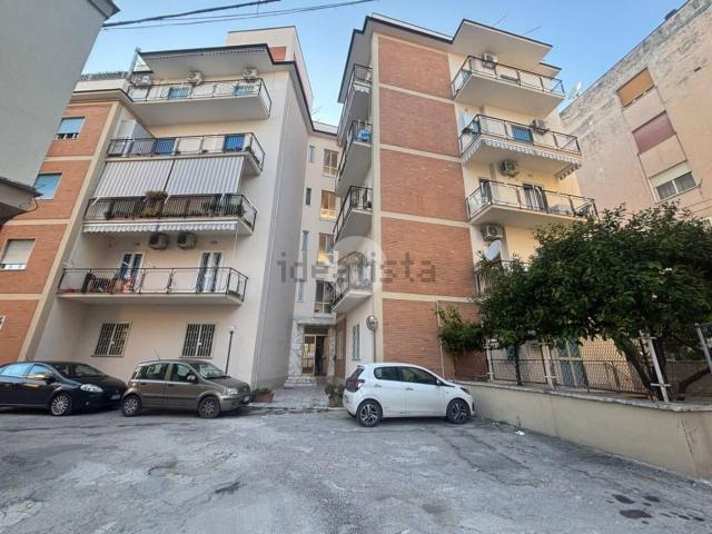 Appartamento in affitto di 28 m² in Via Giulio Antonio Acquaviva, 56