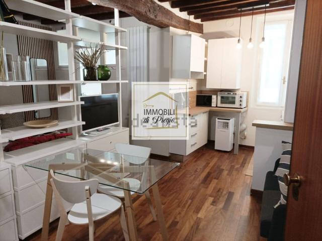 Appartamento in affitto di 33 m² in Borgo San Silvestro, 6