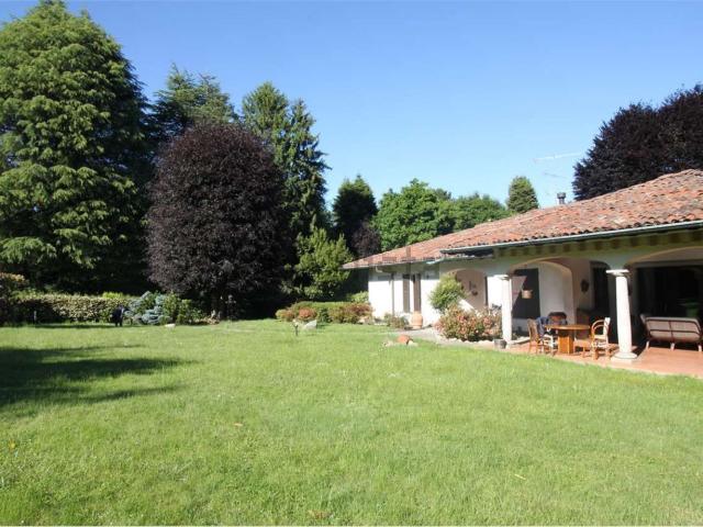Appartamento in affitto di 300 m² in Via Cascina Pelada, 115