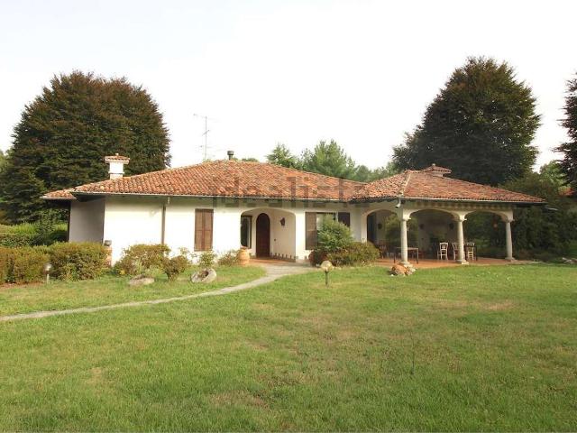 Appartamento in affitto di 300 m² in Via Cascina Pelada, 115