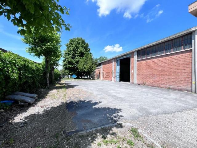 Appartamento in affitto di 300 m² in Via Nazionale, 162