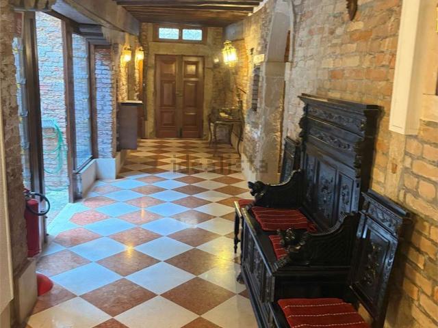 Appartamento in affitto di 300 m² in Calle de la Racheta
