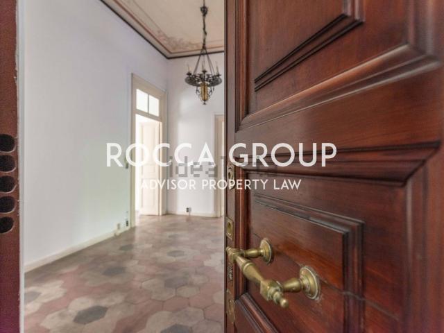 Appartamento in affitto di 302 m² in Piazza Margana