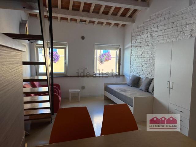 Appartamento in affitto di 30 m² in Contrada Porta Santa Lucia, 51