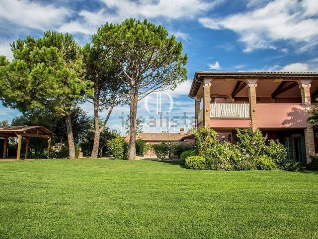 Appartamento in affitto di 30 m² in Strada dei Cipressi, 153