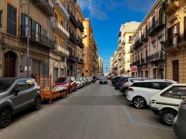 Appartamento in affitto di 31 m² in Via Mariano Stabile, 97