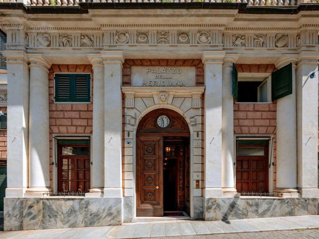 Appartamento in affitto di 330 m² in Piazza della Meridiana, 1