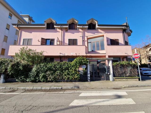 Appartamento in affitto di 37 m² in Via vittorio veneto 2, 2
