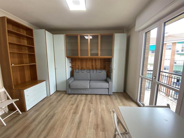 Appartamento in affitto di 37 m² in Via Zurigo, 16