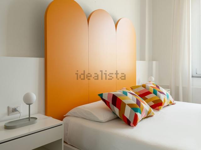 Appartamento in affitto di 340 m² in Via Roma