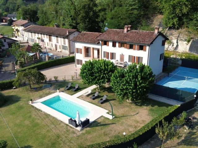 Appartamento in affitto di 349 m² in Località Valmarchese, 22