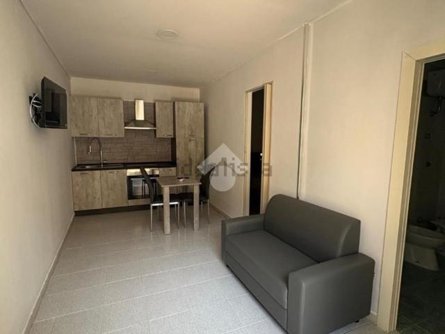 Appartamento in affitto di 34 m² in Via Arturo de Rosa, 24