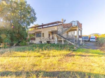 Appartamento in affitto di 350 m² in Via Maremmana Inferiore, 396