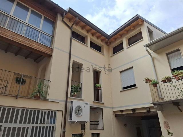 Appartamento in affitto di 35 m² in Via Umberto I, 10