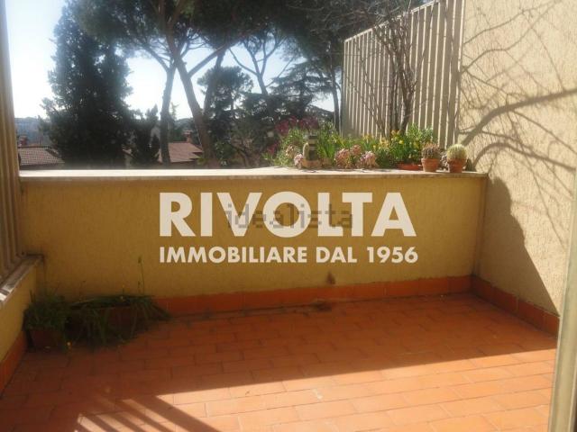 Appartamento in affitto di 35 m² in Via Cassia, 768