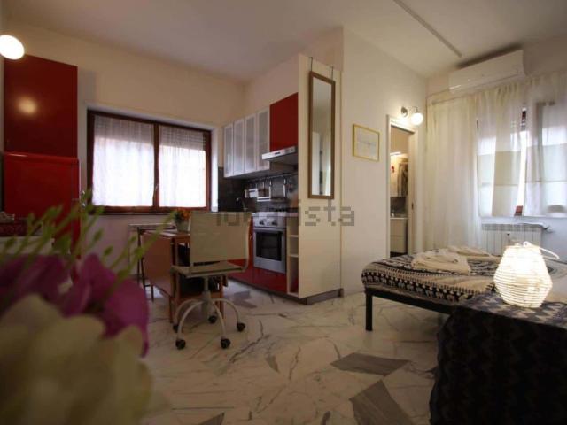 Appartamento in affitto di 35 m² in Via Giovanni Aurispa
