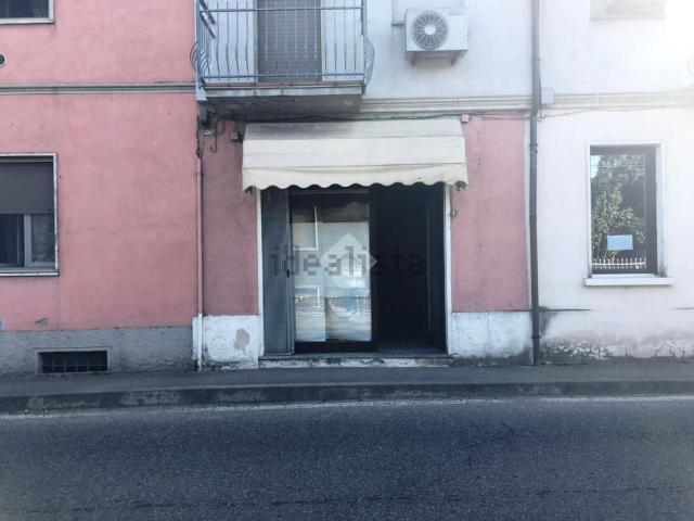 Appartamento in affitto di 36 m² in Via Nobili, 63