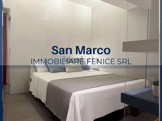Appartamento in affitto di 38 m² in Calle Frezzaria, 1500