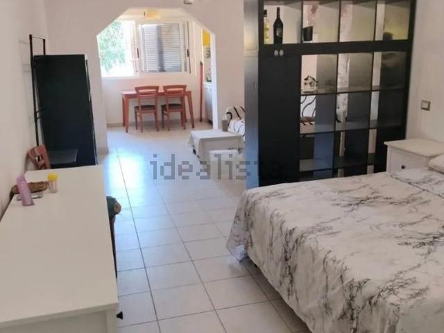 Appartamento in affitto di 38 m² in Via Carezzano