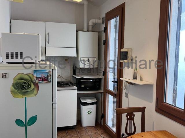 Appartamento in affitto di 38 m² in Via Savonarola