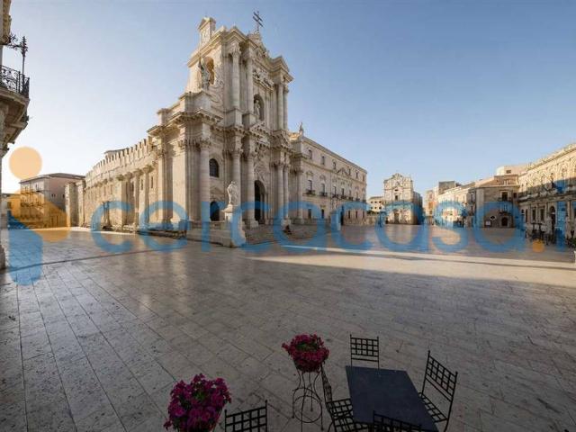 Appartamento in affitto in Via Consiglio Reginale, Siracusa