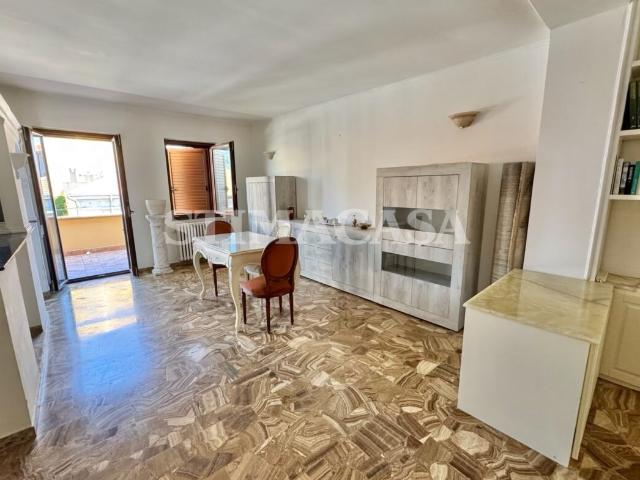 APPARTAMENTO IN AFFITTO IN VIA CORRADINI Contatti