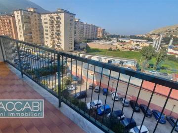 Appartamento in affitto in Via Caduti Al Lavoro 32, Palermo