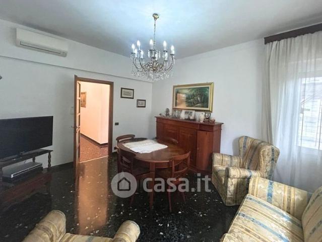 Appartamento in Affitto in Via Giacomo Filippo Porrata 83 a Genova