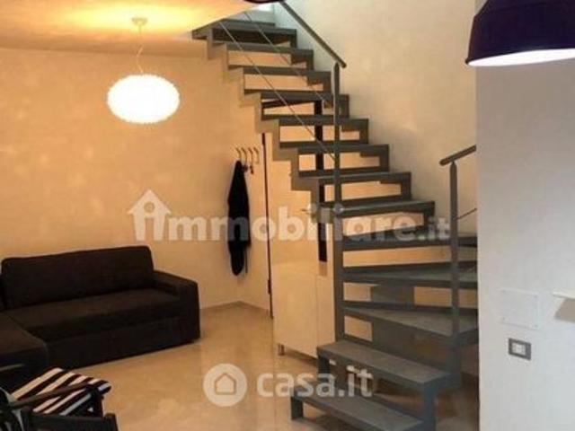Appartamento in Affitto in zona Marina di Massa a Massa