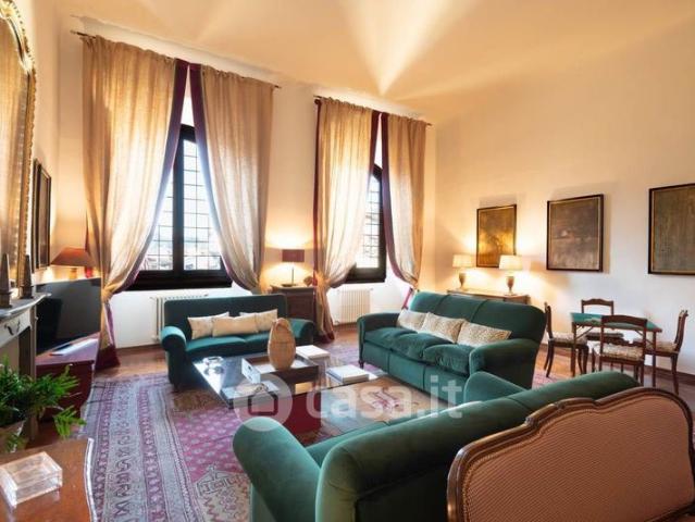 Appartamento in Affitto in Borgo degli Albizi a Firenze