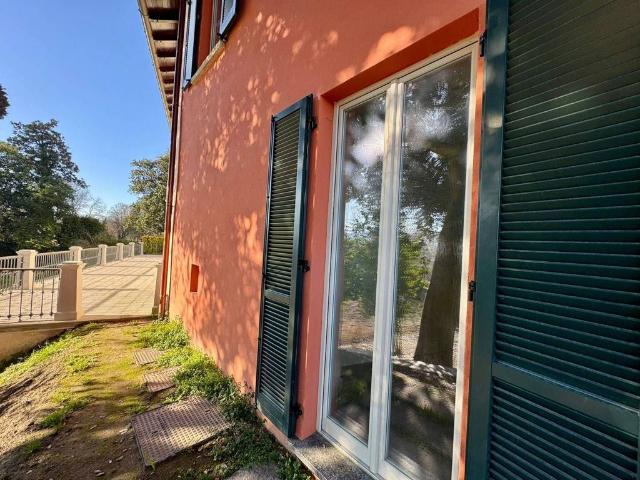 Appartamento in affitto|Lombardia,Cazzago Brabbia