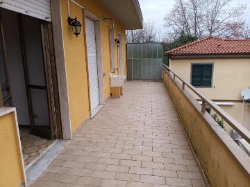 Appartamento in affitto Marina Di Massa, Massa