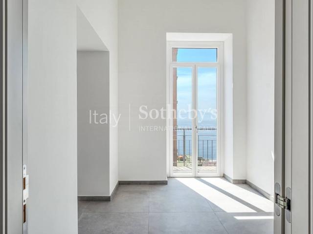 Appartamento in affitto mensile|Campania,Napoli