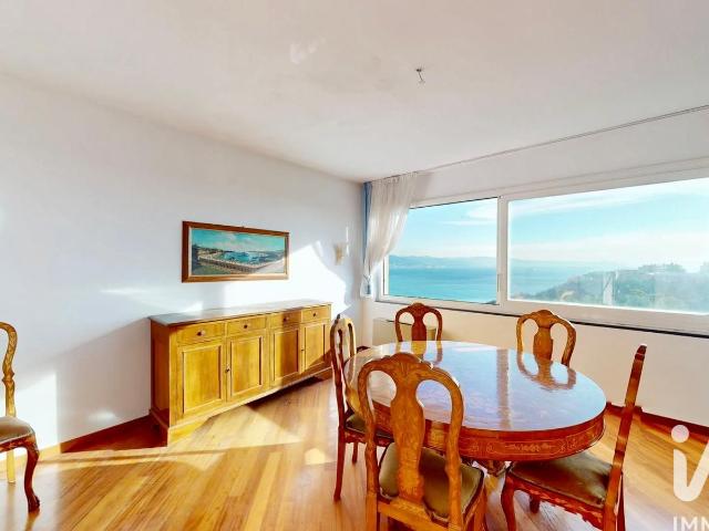 Appartamento 6 locali e più in Arenzano