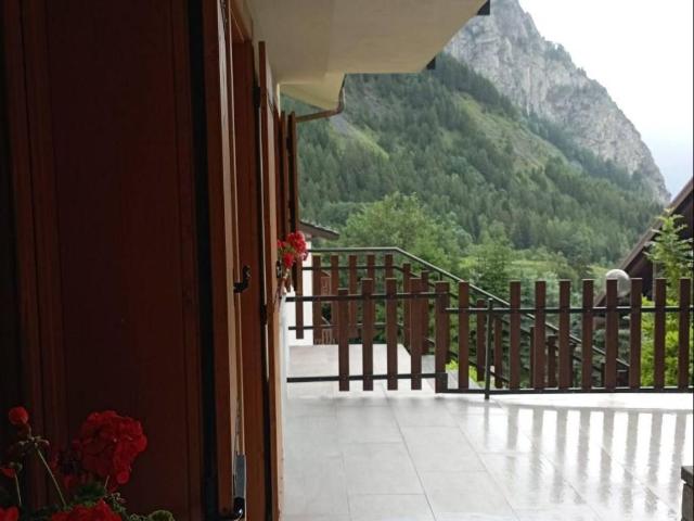Appartamento in in affitto da privato a Courmayeur strada La Palud, 25, posto auto, box, terrazzo TrovaCasa