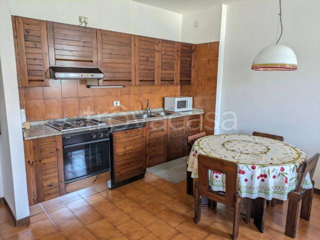 Appartamento in in affitto da privato a Colico piazza Giuseppe Garibaldi, 19, box, da privato, vista lago TrovaCasa