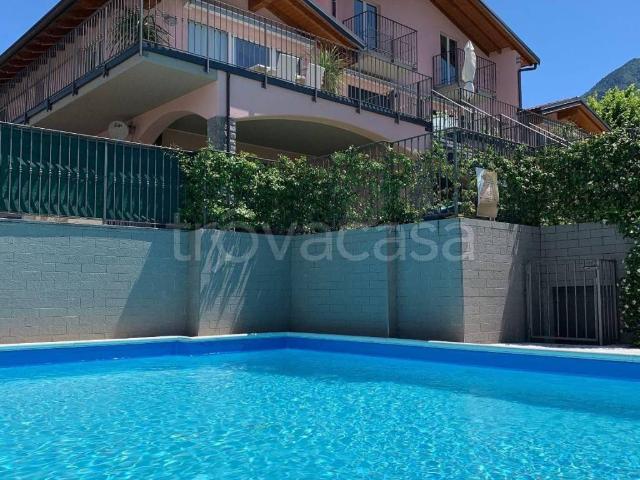 Appartamento in in affitto da privato a Colico via Vitali Sigismondo, 19A, giardino privato, posto auto, box TrovaCasa